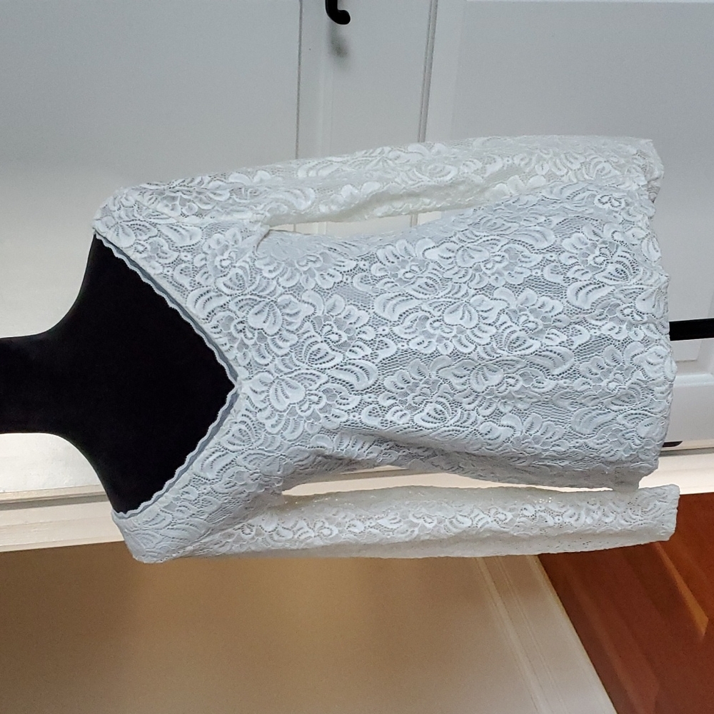 Lace ecru Reversible top